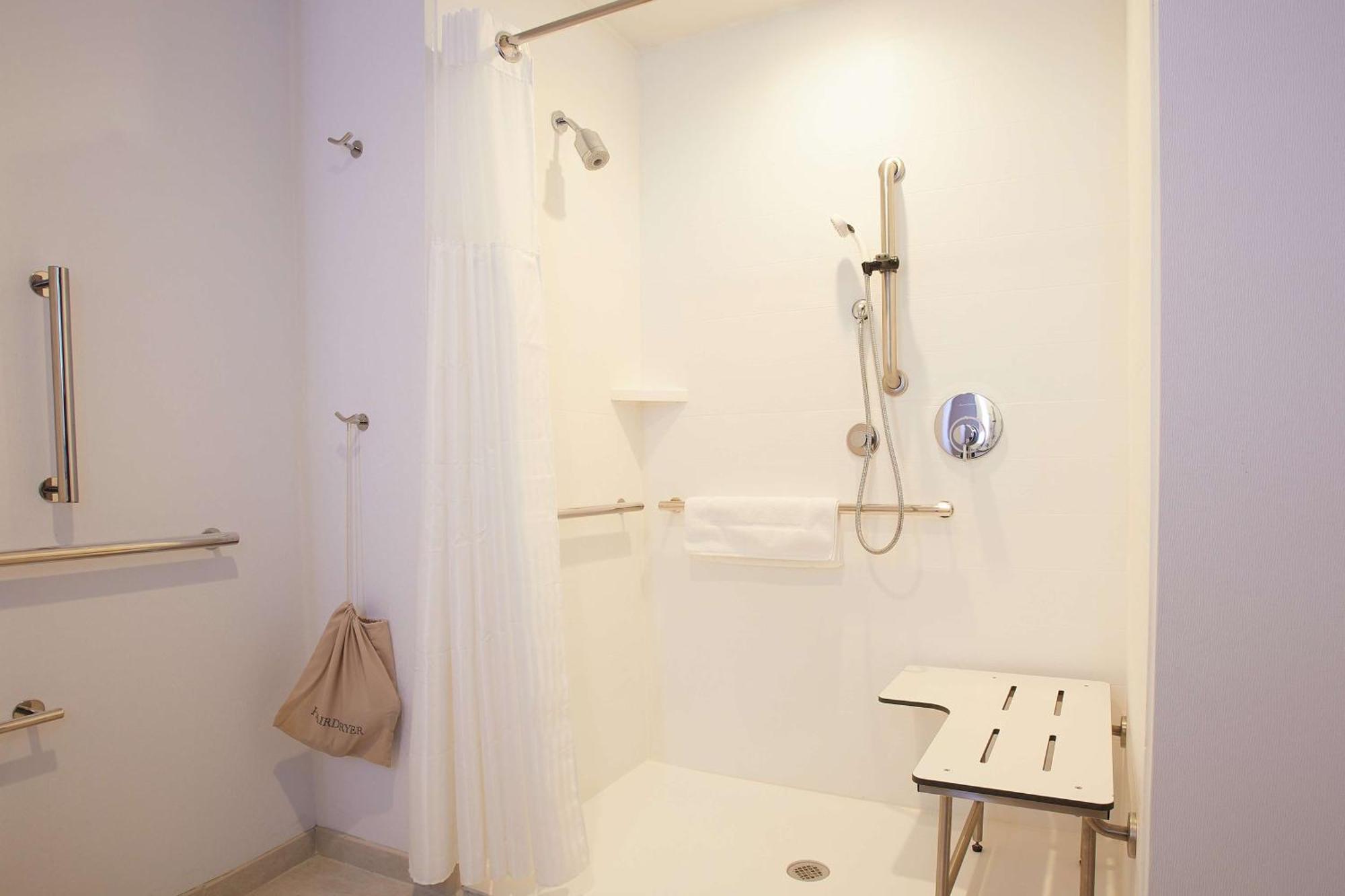 Hilton Garden Inn Elizabethtown Ngoại thất bức ảnh
